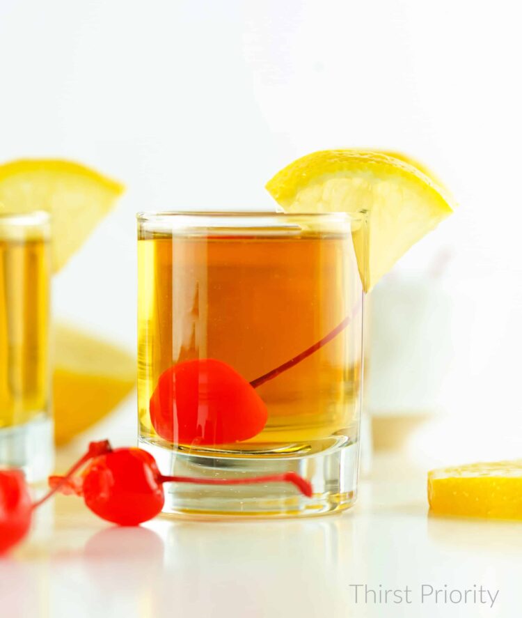 Oax Three Wise Men Shot Glasses main image 1